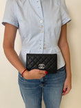 Load image into Gallery viewer, CHANEL WALLET ON CHAIN BLACK