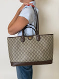 Load image into Gallery viewer, GG SUPREME MONOGRAM MEDIUM OPHIDIA SHOULDER BAG
