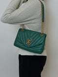Load image into Gallery viewer, NEW WAVE CHAIN BAG MM