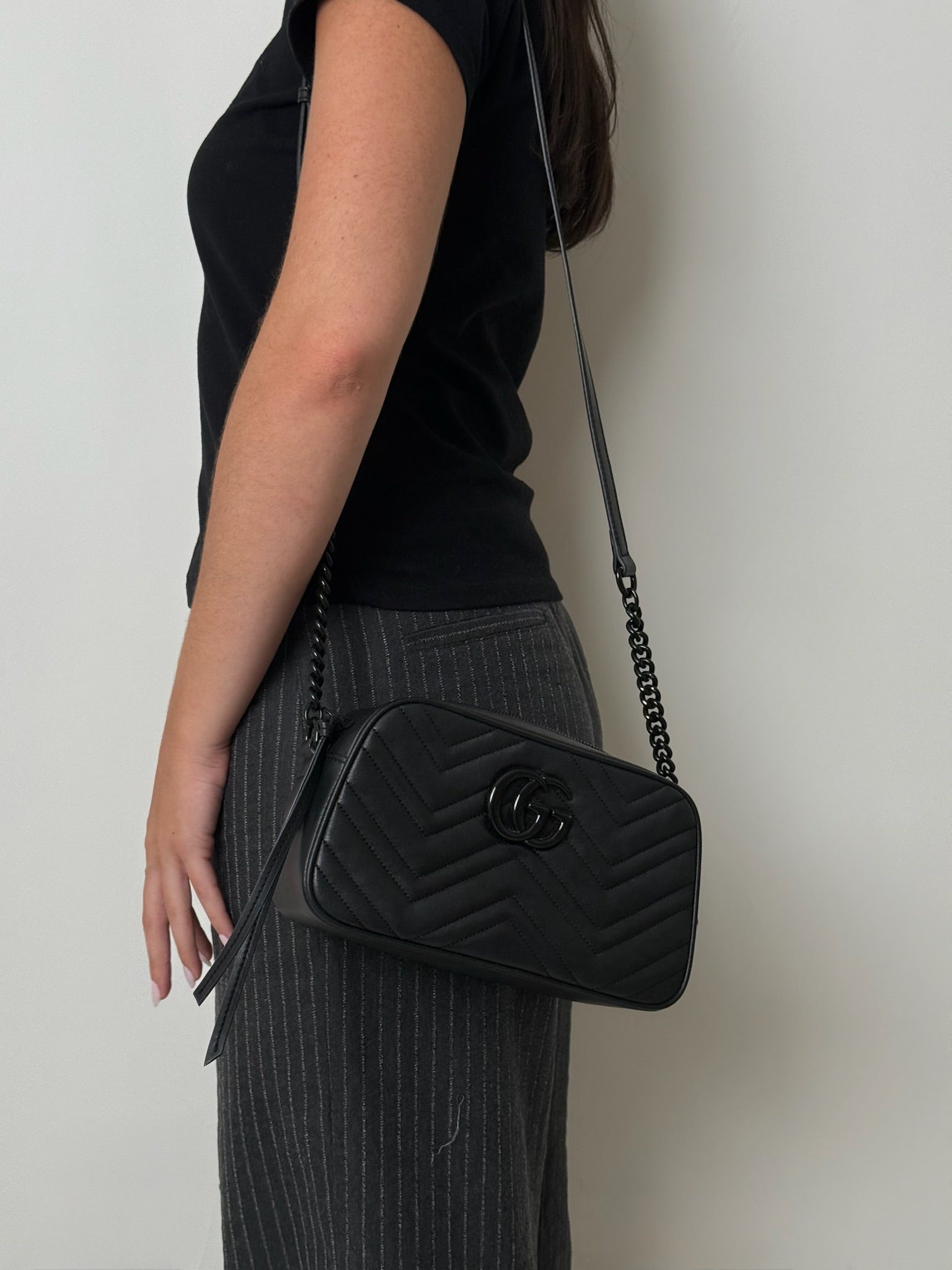 GG MARMONT BLACK SMALL CAMERA BAG