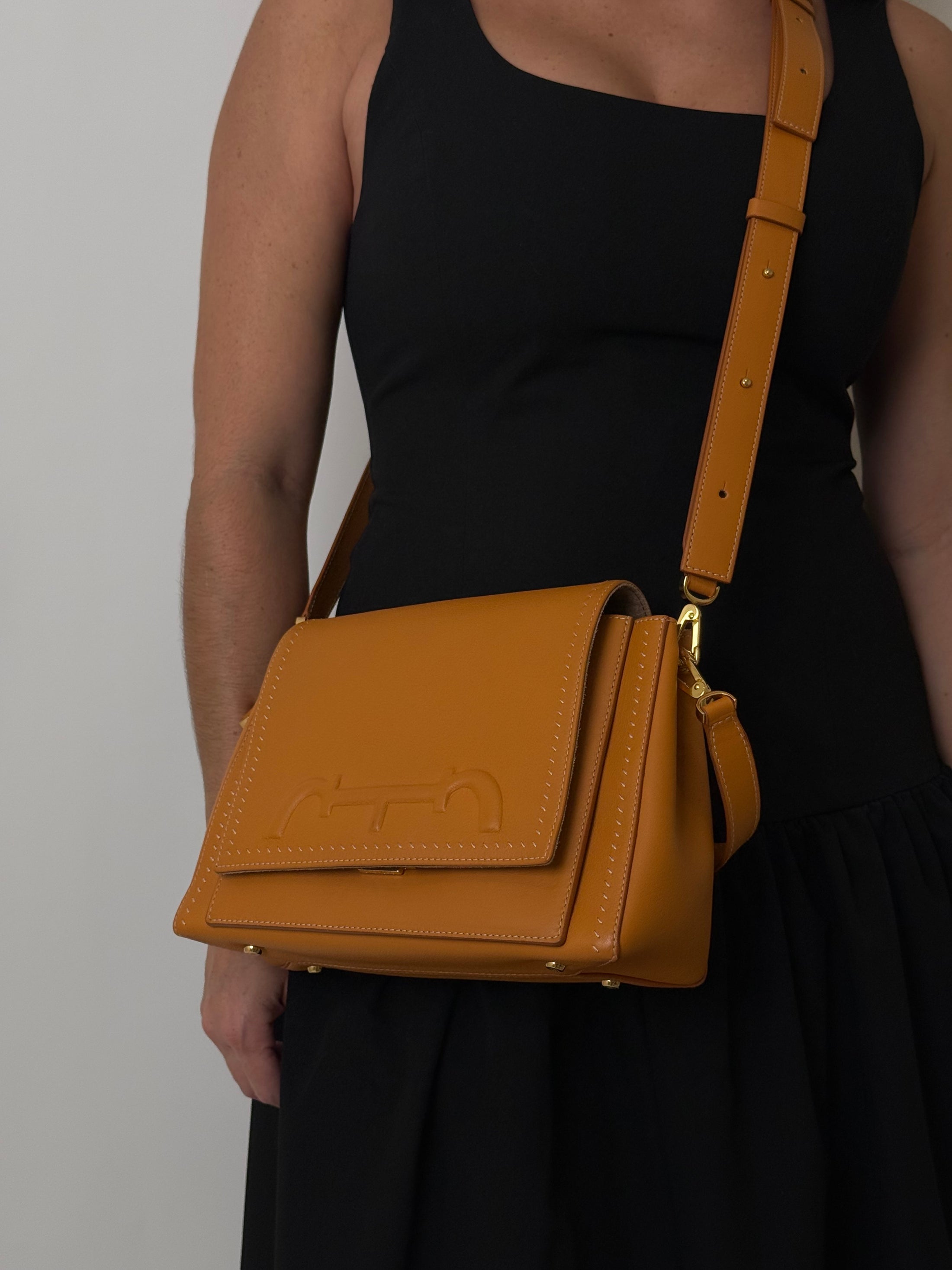 DOMA INSIGNIA BAG