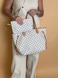 Load image into Gallery viewer, Neverfull MM Damier
