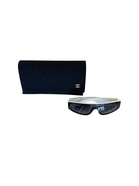WIDE-FRAME SUNGLASSES