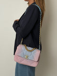 Load image into Gallery viewer, 19 GRADIENT FLAP BAG
