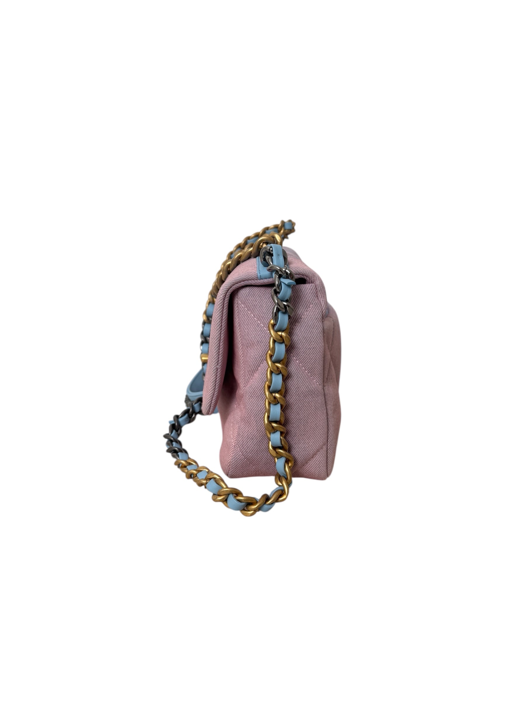 19 GRADIENT FLAP BAG