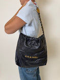 Load image into Gallery viewer, SMALL 22 SHOULDER BAG IN NAVY
