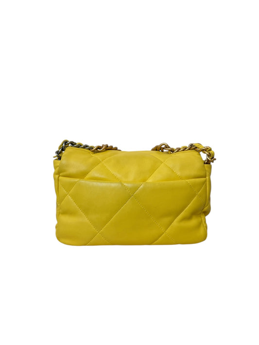 19 FLAP BAG YELLOW QUILTED BAG